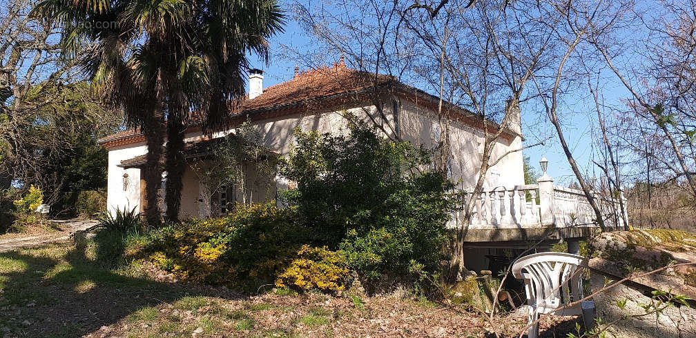 Maison à LAUZERTE