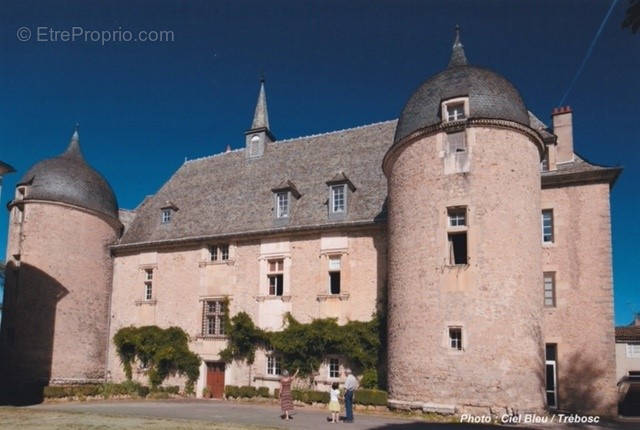 Maison à VILLEFRANCHE-DE-ROUERGUE