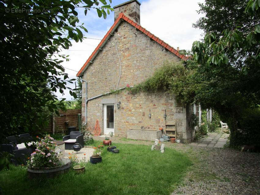 Maison à LE NEUFBOURG