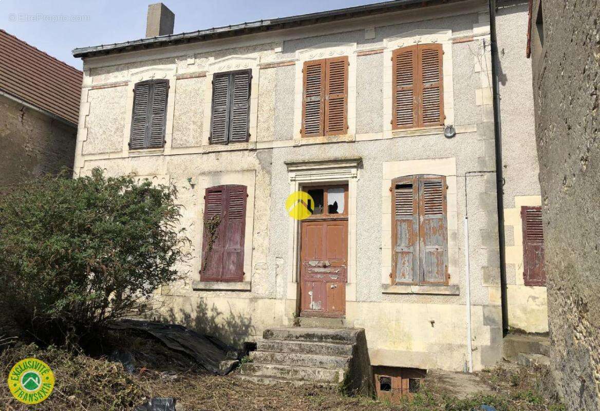 Maison à POUILLY-SUR-LOIRE