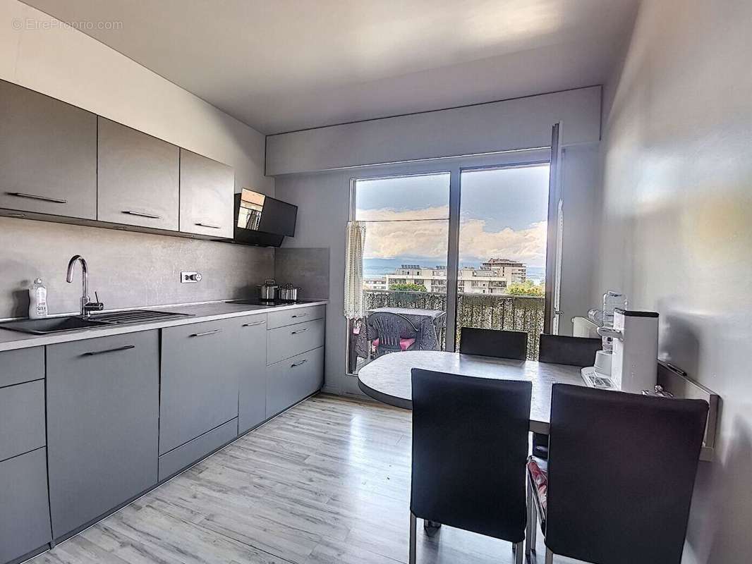 Appartement à THONON-LES-BAINS