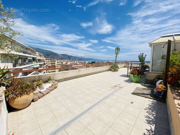 Appartement à ROQUEBRUNE-CAP-MARTIN