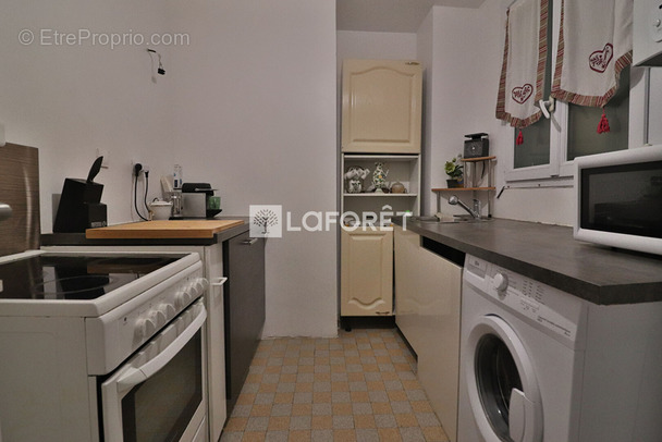 Appartement à MARSEILLE-3E