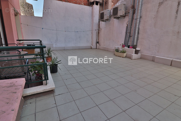 Appartement à MARSEILLE-3E