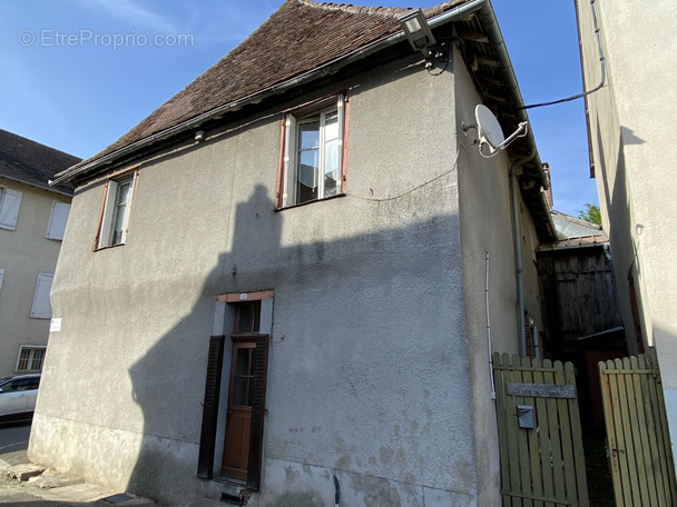 Maison à LUBERSAC