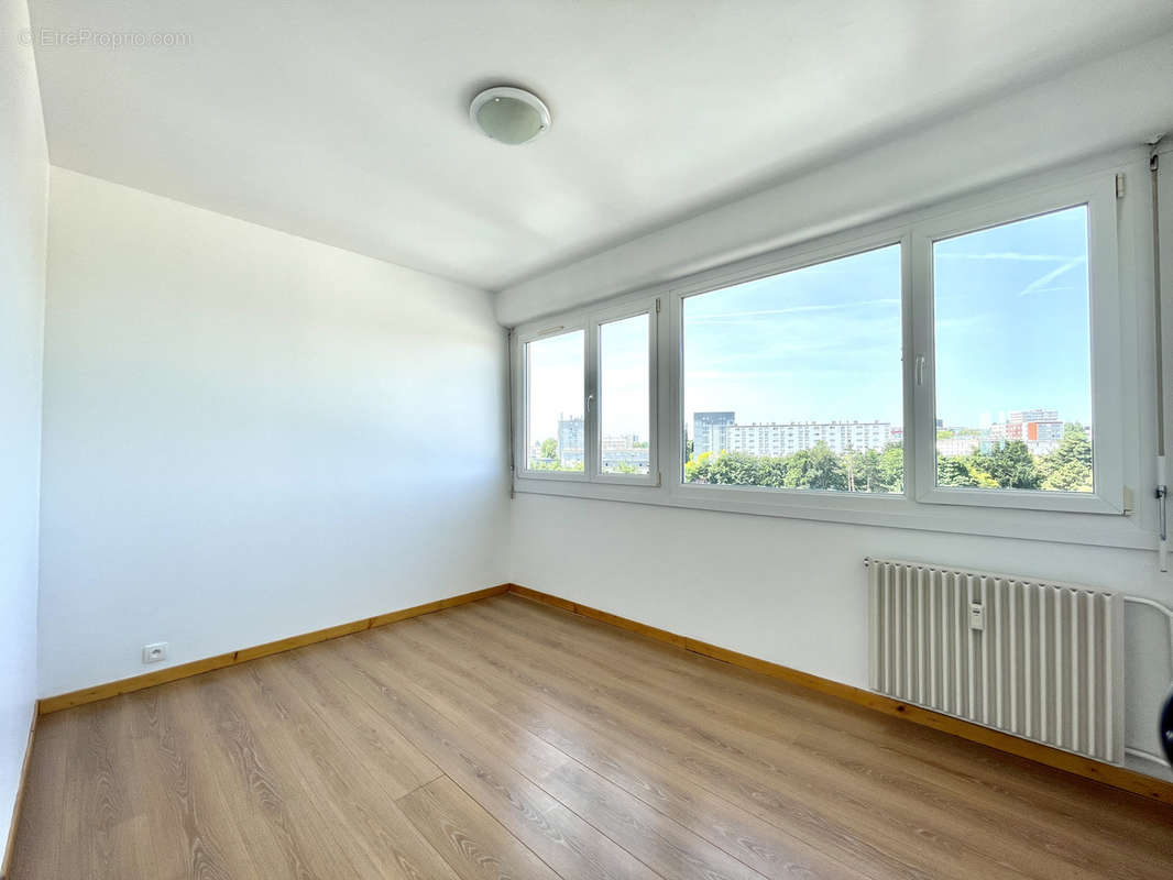 Appartement à HEROUVILLE-SAINT-CLAIR