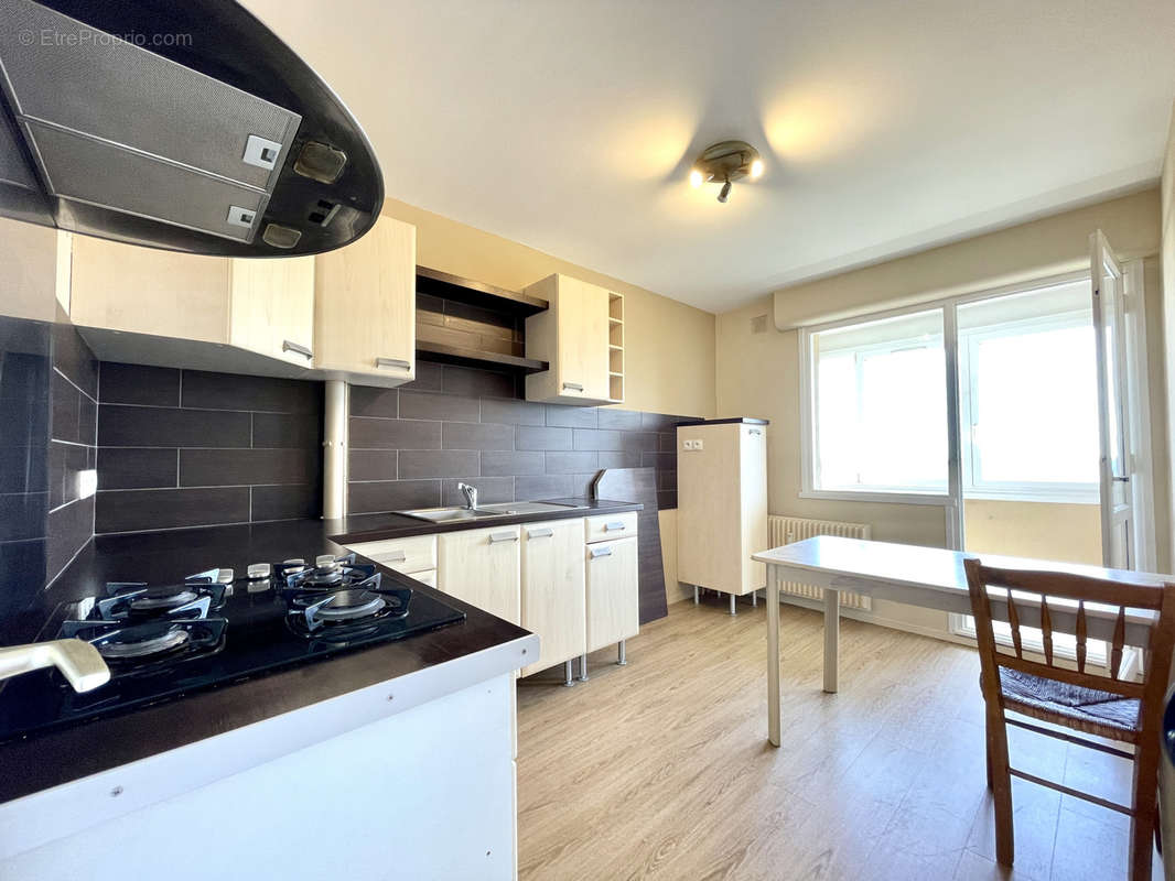 Appartement à HEROUVILLE-SAINT-CLAIR