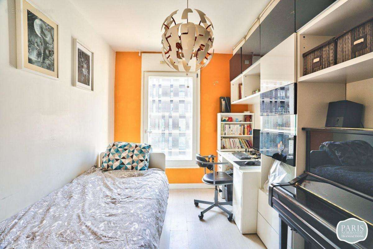 Appartement à PARIS-19E