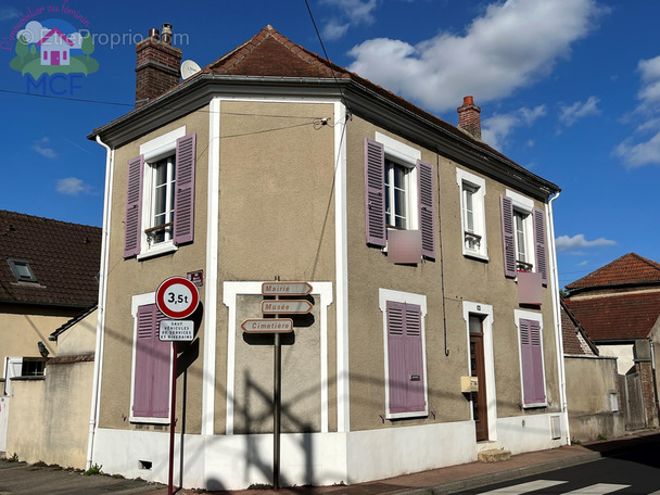 Maison à EZY-SUR-EURE