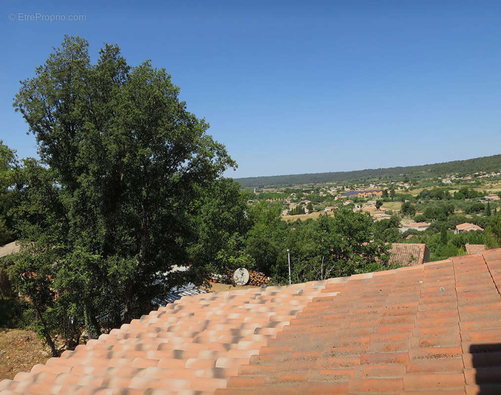 Maison à TAVERNES