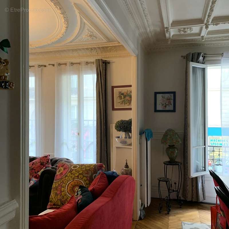 Appartement à PARIS-12E