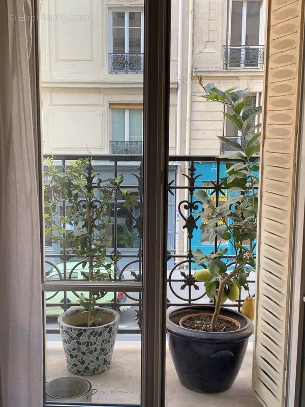 Appartement à PARIS-12E