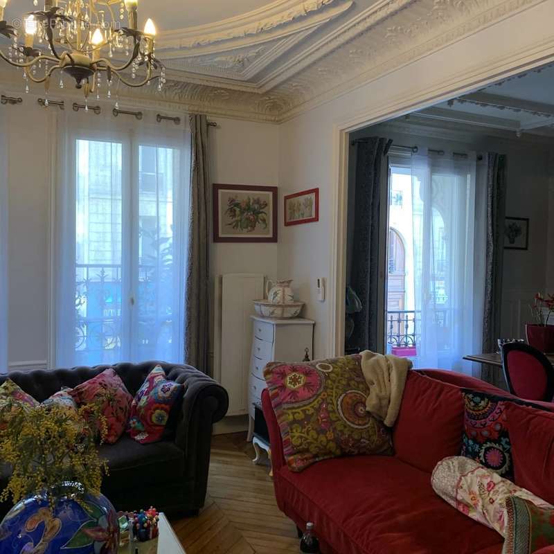 Appartement à PARIS-12E