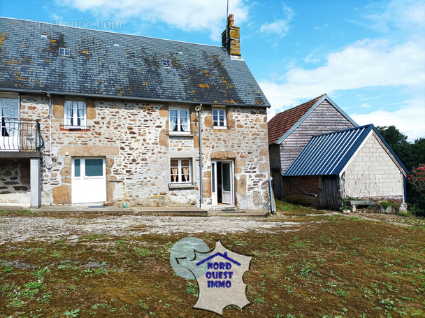 Maison à SAINT-BOMER-LES-FORGES