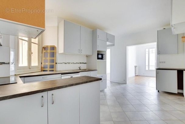 Appartement à ASNIERES-SUR-SEINE