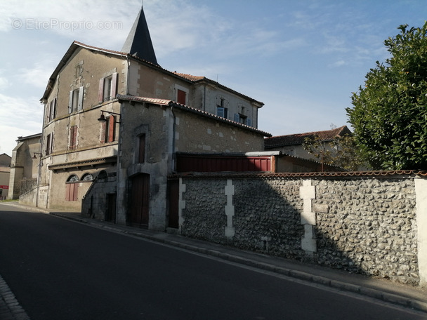 Maison à SAINT-SEVERIN