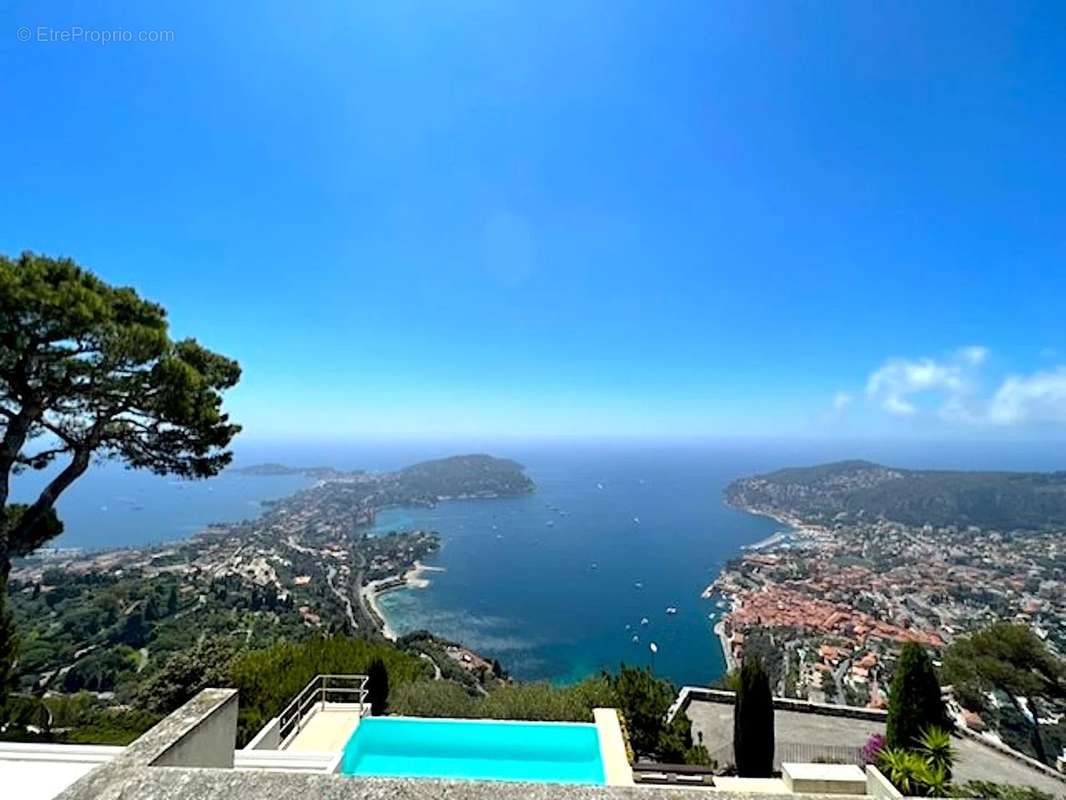 Appartement à VILLEFRANCHE-SUR-MER