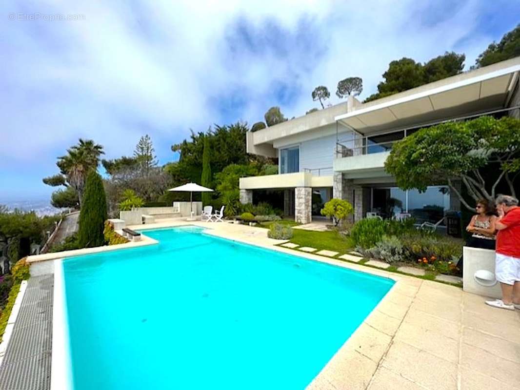 Appartement à VILLEFRANCHE-SUR-MER