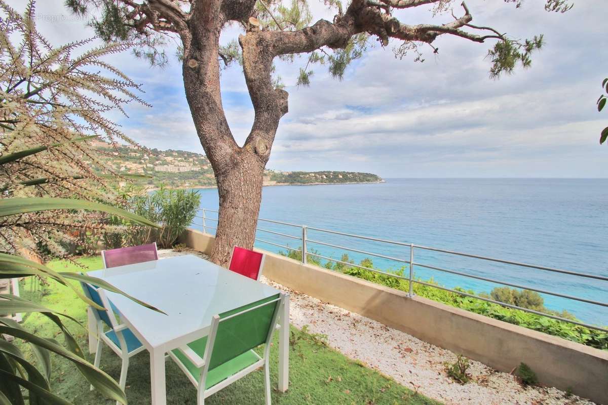 Appartement à ROQUEBRUNE-CAP-MARTIN