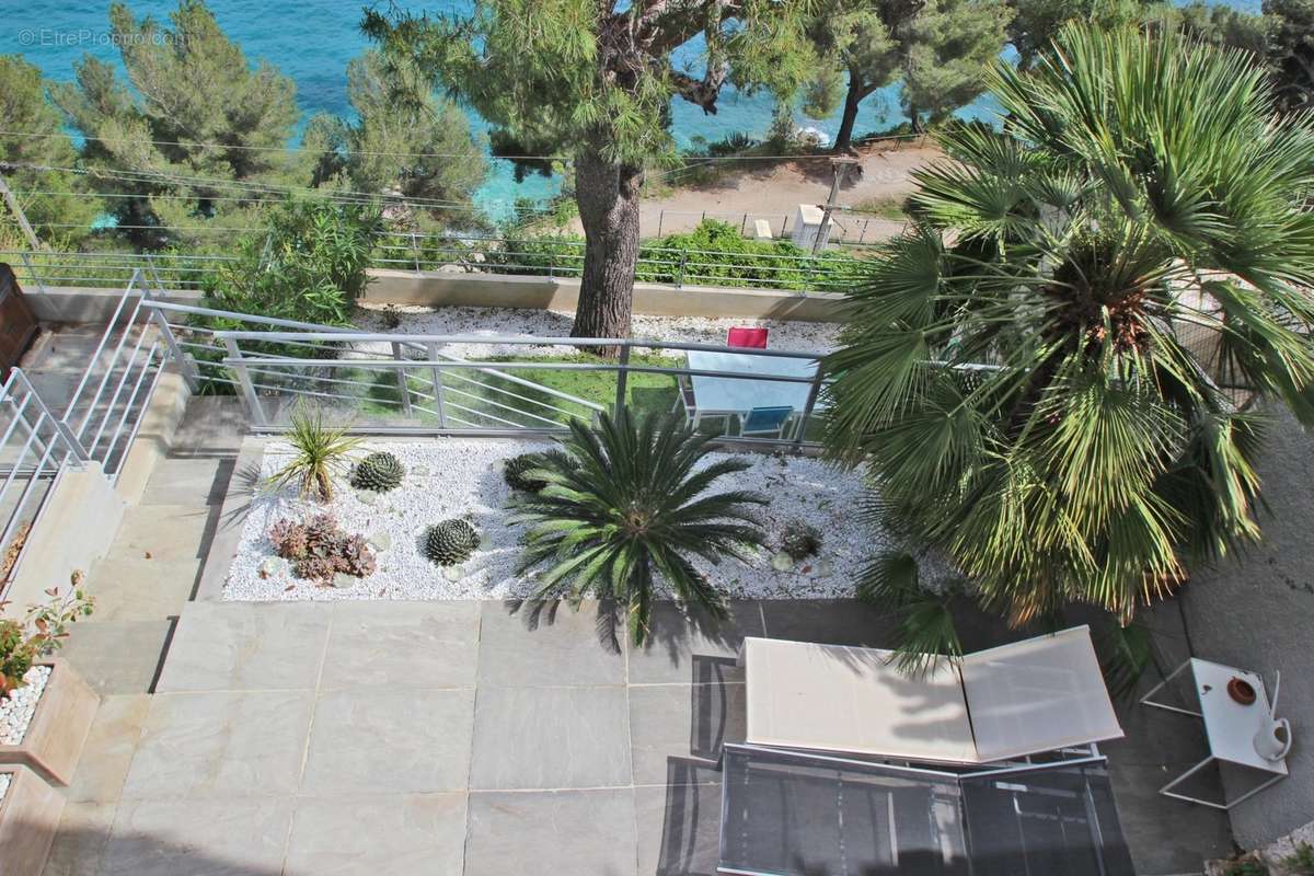 Appartement à ROQUEBRUNE-CAP-MARTIN