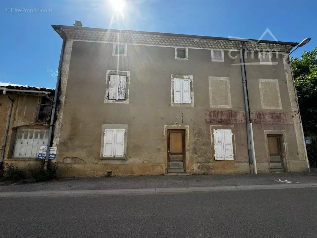 Maison à SAINT-BARTHELEMY-DE-VALS