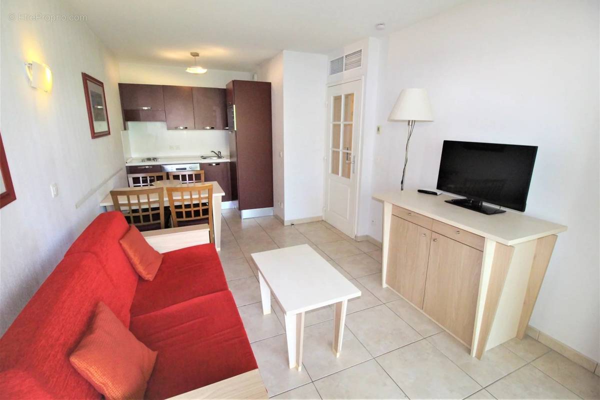 Appartement à VILLENEUVE-LOUBET