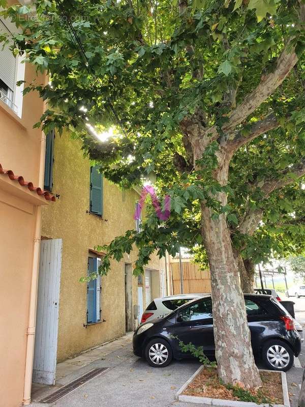 Appartement à HYERES