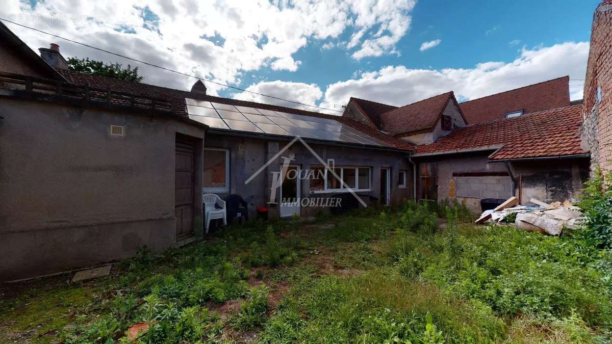 Appartement à CHEVAGNES