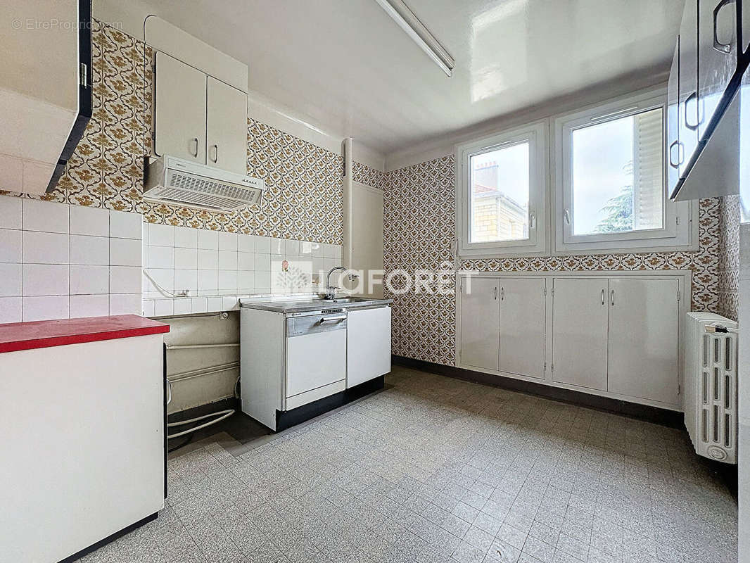 Appartement à BOURG-LA-REINE