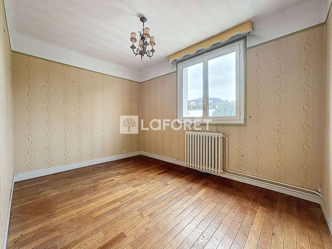 Appartement à BOURG-LA-REINE