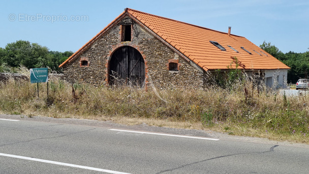 Maison à SAINT-REVEREND