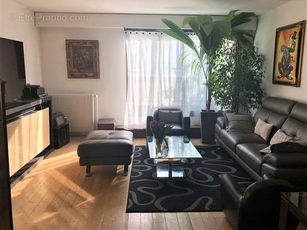 Appartement à PARIS-12E