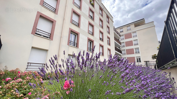 Appartement à CORBEIL-ESSONNES