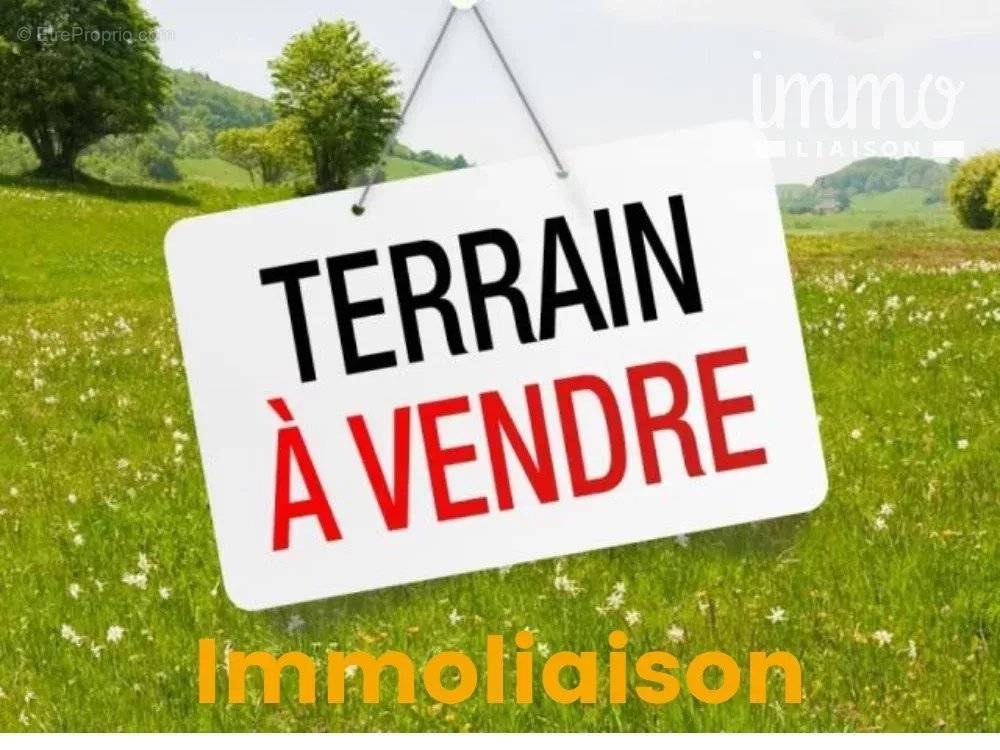 Terrain à LA CHAPELLE-VENDOMOISE