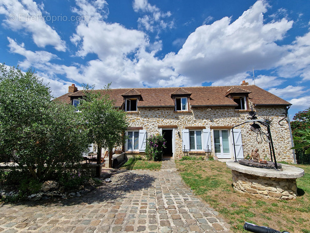 Maison à ORGERUS