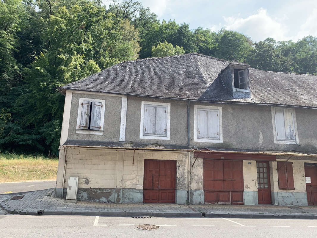 Maison à TERRASSON-LAVILLEDIEU