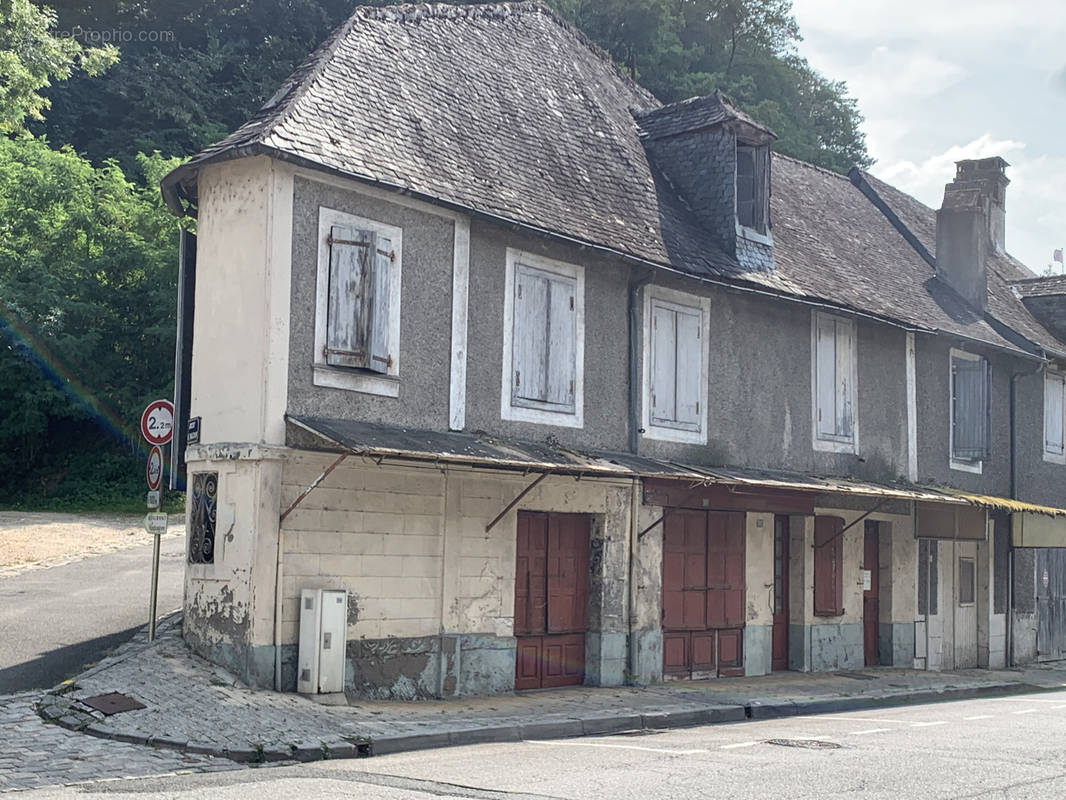 Maison à TERRASSON-LAVILLEDIEU