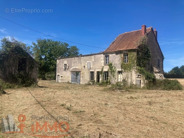 Maison à GARCHY