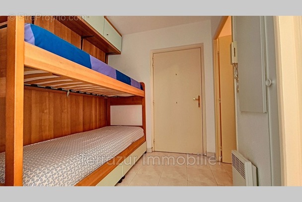 Appartement à VALLAURIS