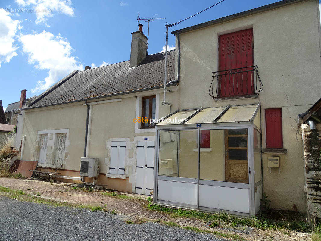 Maison à MAREUIL-SUR-ARNON