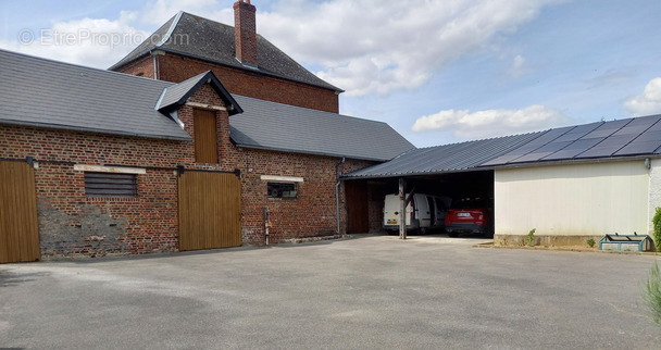 Maison à SAINT-QUENTIN