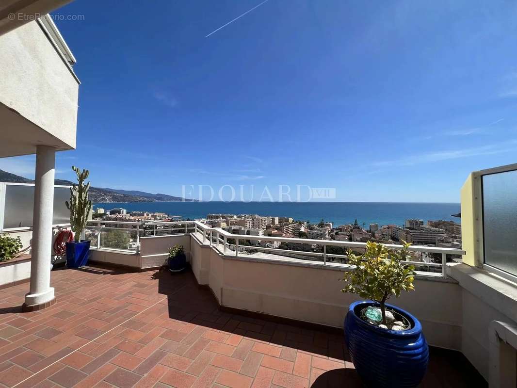 Appartement à ROQUEBRUNE-CAP-MARTIN