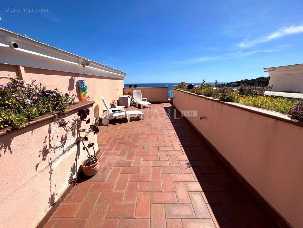 Appartement à ROQUEBRUNE-CAP-MARTIN