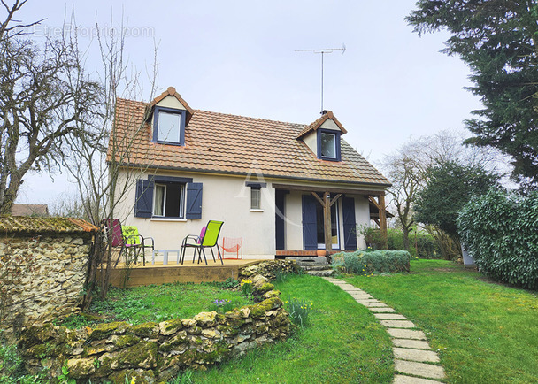 Maison à DOURDAN