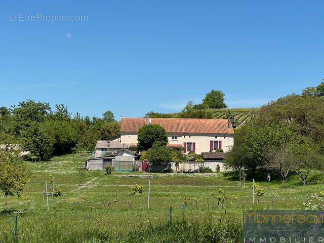 Maison à JURIGNAC