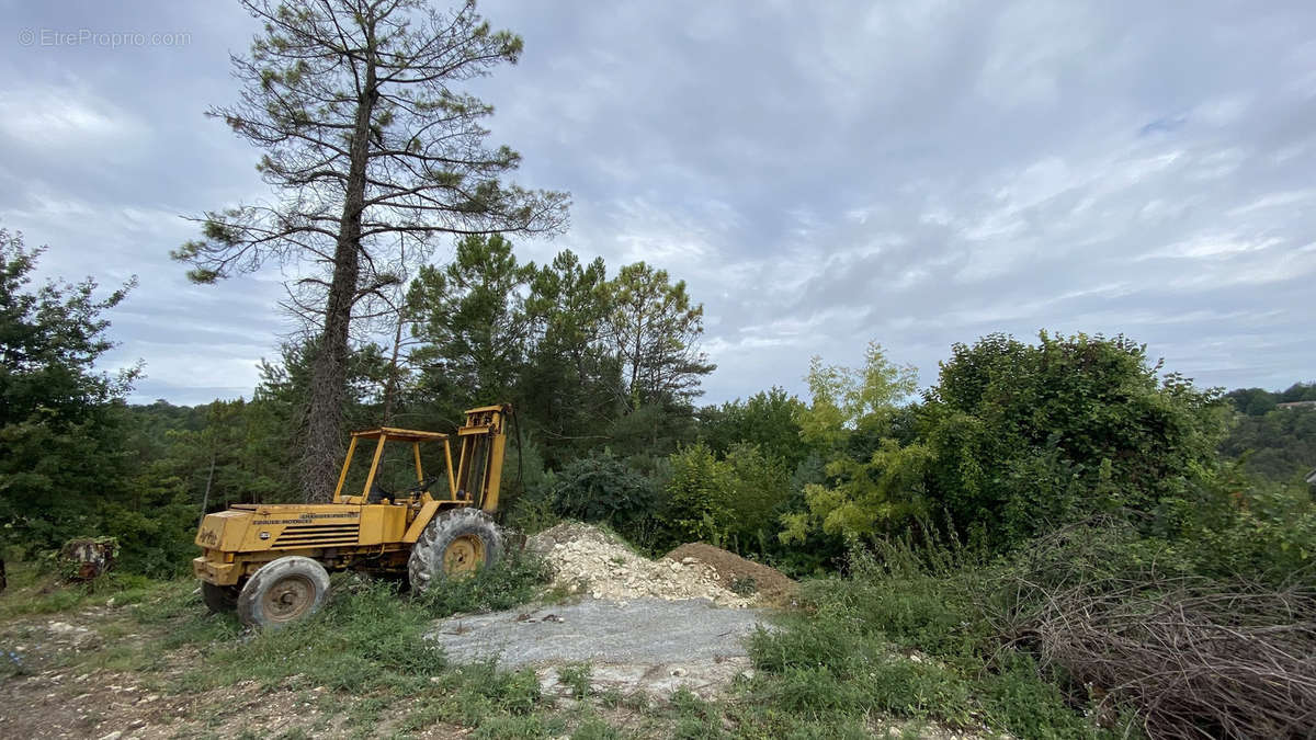 Terrain à PERIGUEUX