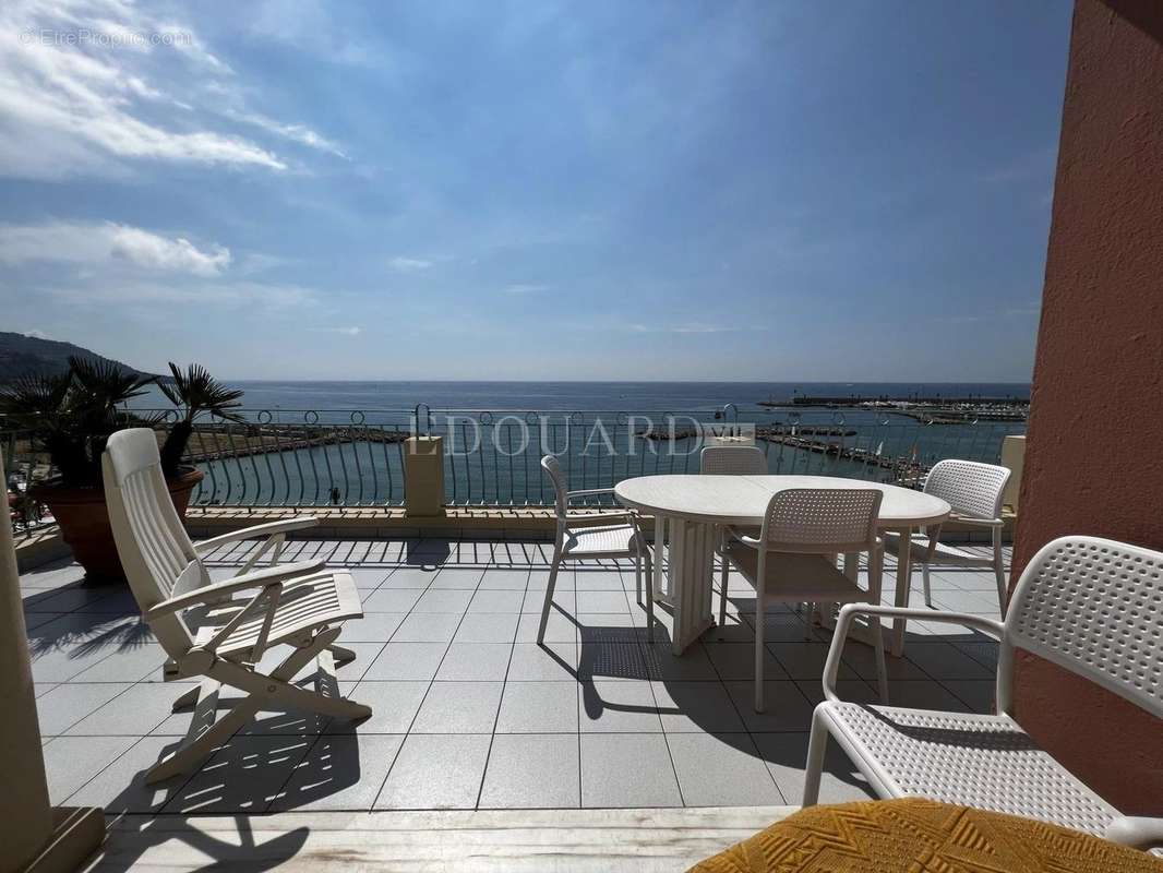 Appartement à MENTON