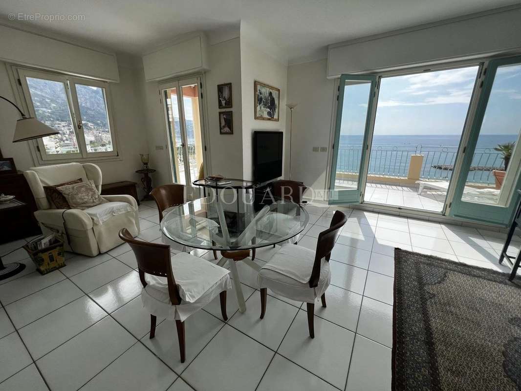 Appartement à MENTON