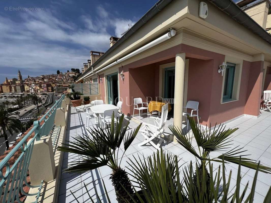 Appartement à MENTON