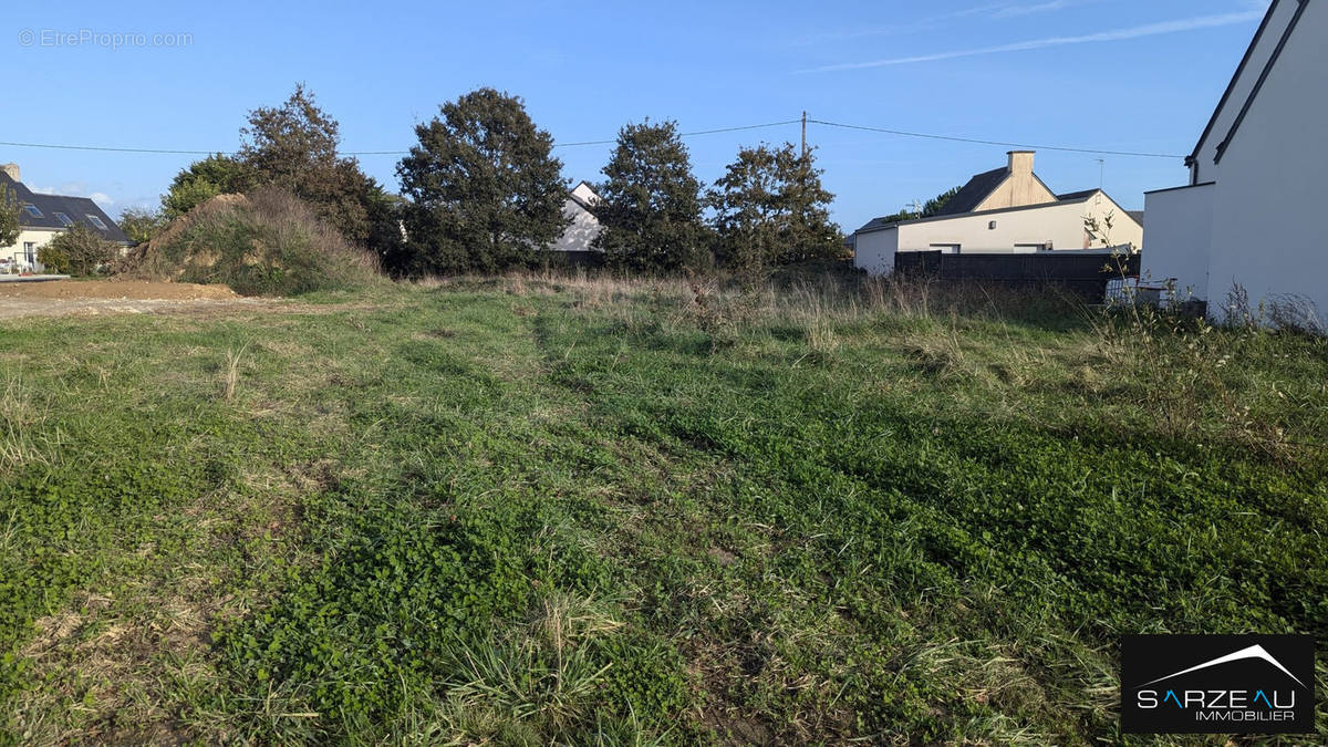 Terrain à LE TOUR-DU-PARC